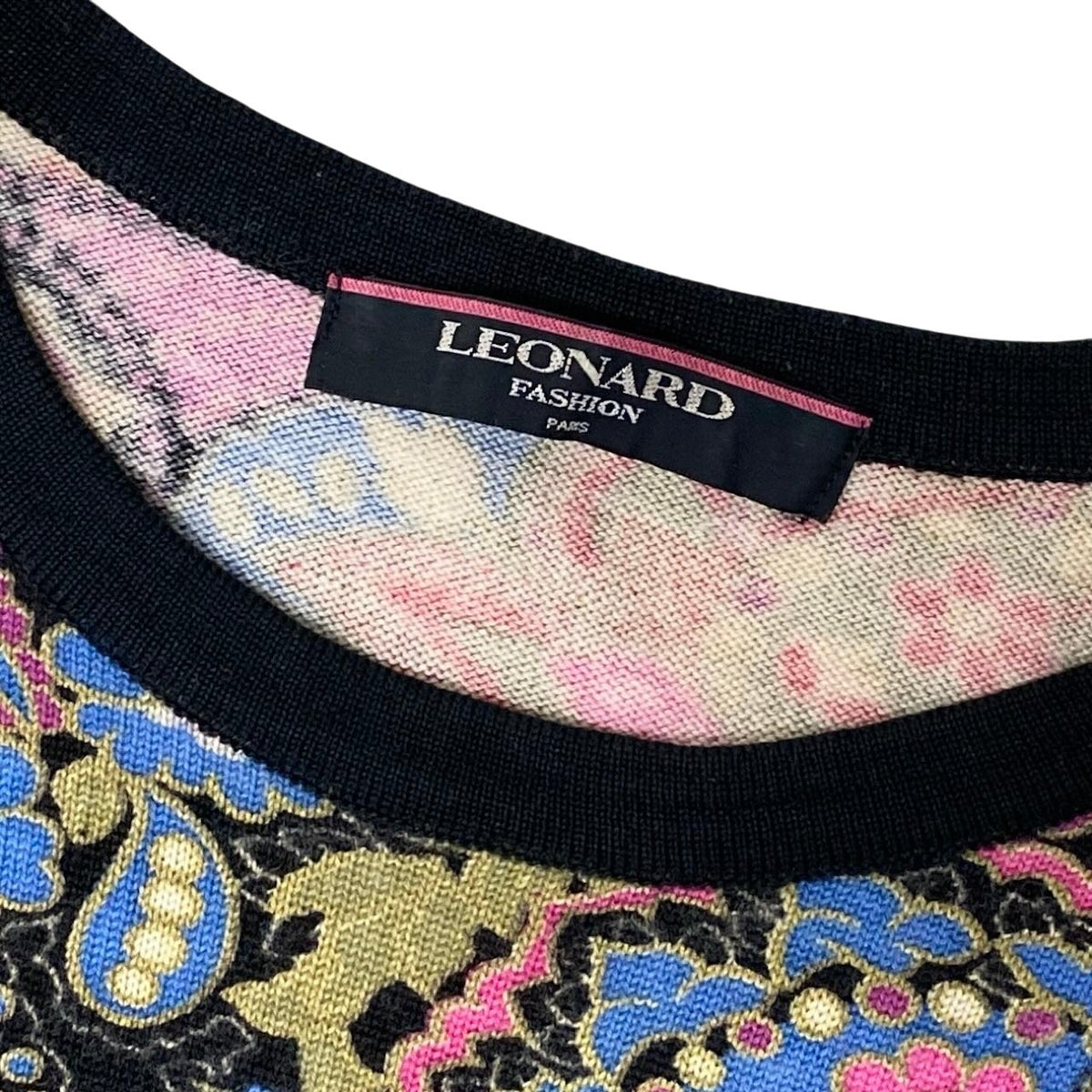 10i28 LEONARD レオナール ロングスリーブニット 花柄 総柄 日本製 LLサイズ マルチカラー レディース 女性用u02t