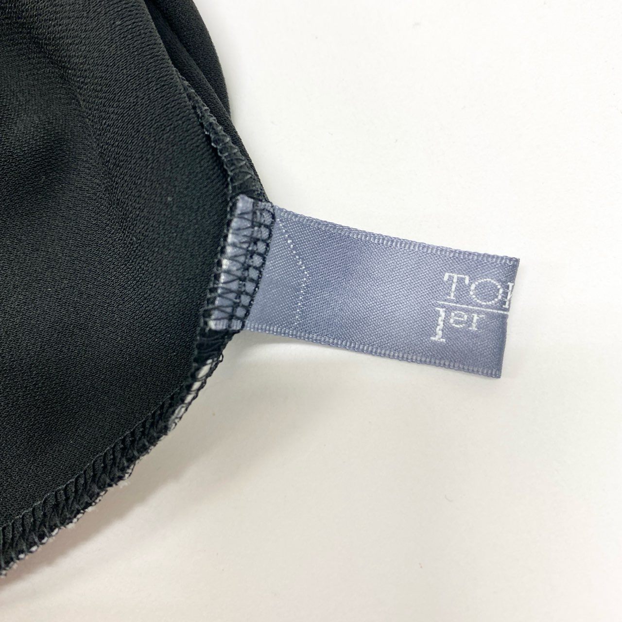 38c2 TOKUKO 1er VOL トクコプルミエヴォル チュニックカットソー フレア レーススリーブ 花柄 アニマル 刺繍 ストレッチ レディース 女性服 サイズ9 ブラックu02t