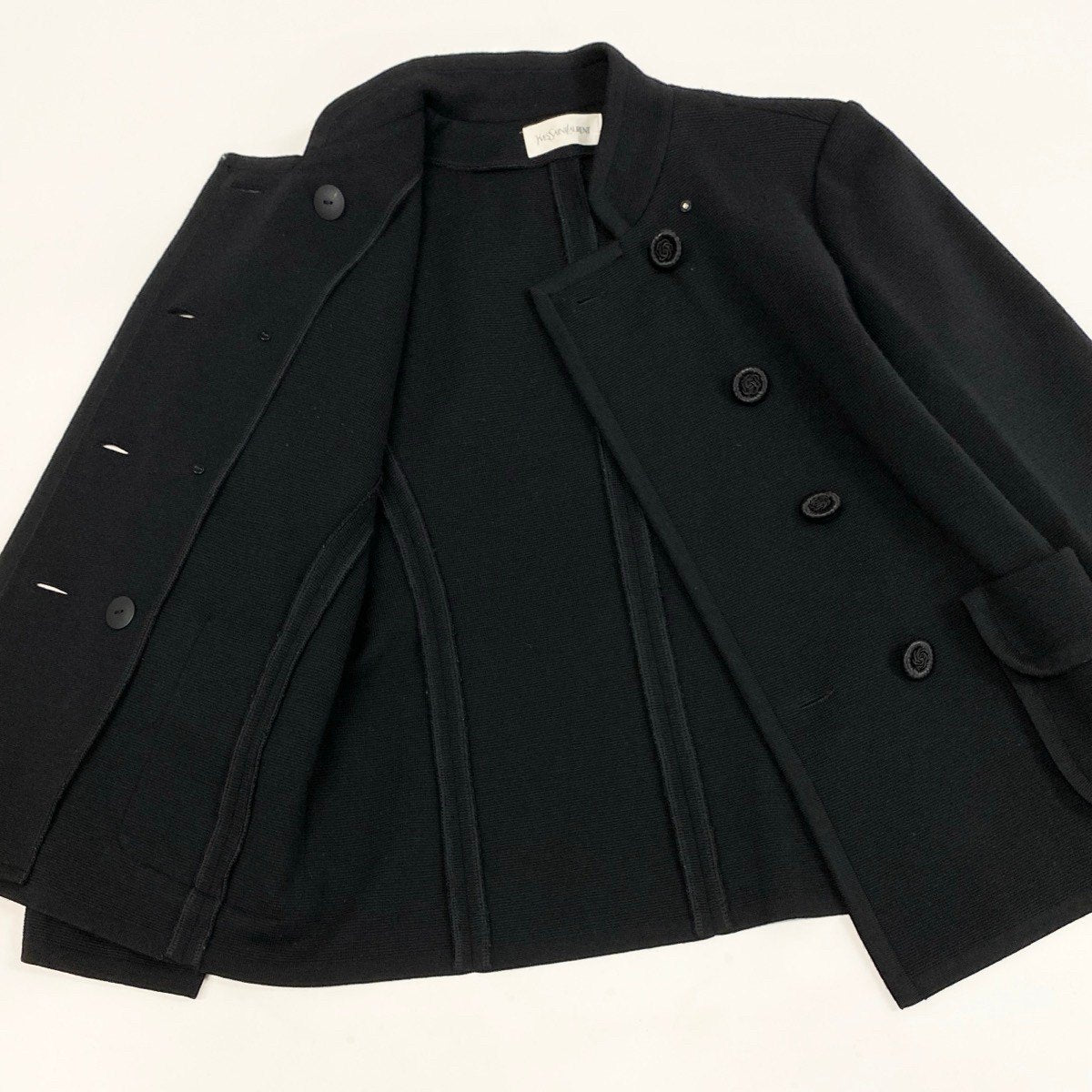 Eh6 Yves Saint Laurent イブサンローラン ノーカラージャケット ヴィンテージ ダブルボタン ニットジャケット 花モチーフボタン STS4A801 M ブラック ウール100％ レディース 女性用o07t