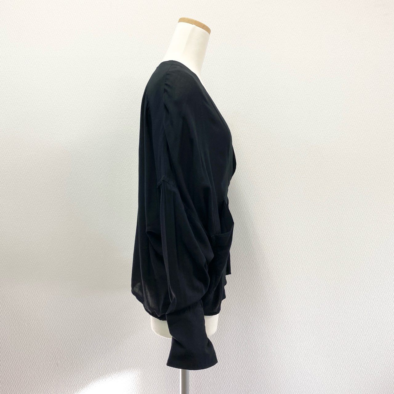 15K18 Y`s ワイズ TAKESHI KOSAKA タケシコサカ Vネックシャツ プルオーバー 長袖 ドルマンスリーブ レディース 女性用  YO-B48-230 2 ブラック レーヨン100％u02t