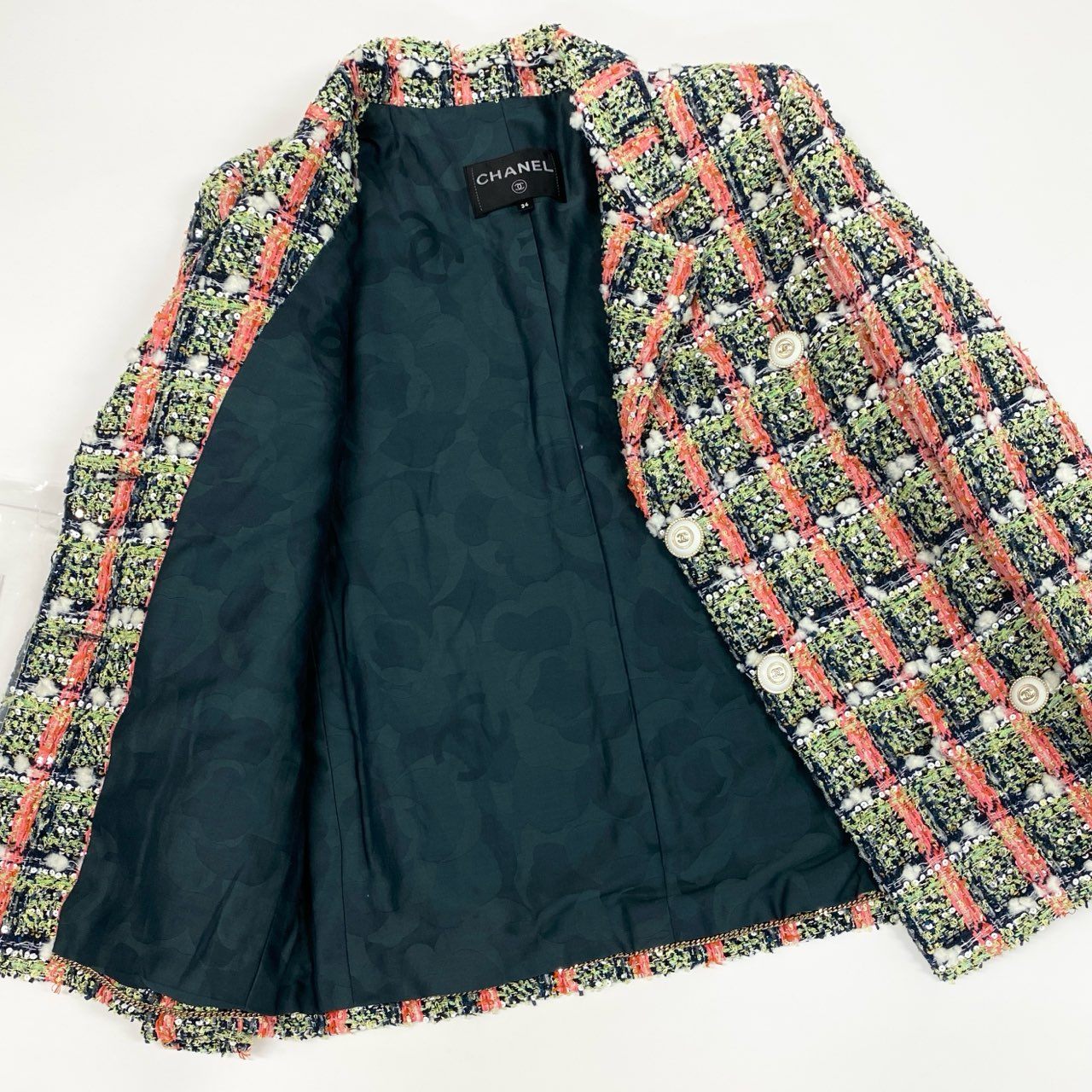 Cd7 CHANEL シャネル 2020クルーズライン P62793 スパンコール混 ツイードジャケット 4Pジャケット サイズ34 レディース ココマークボタンk02i