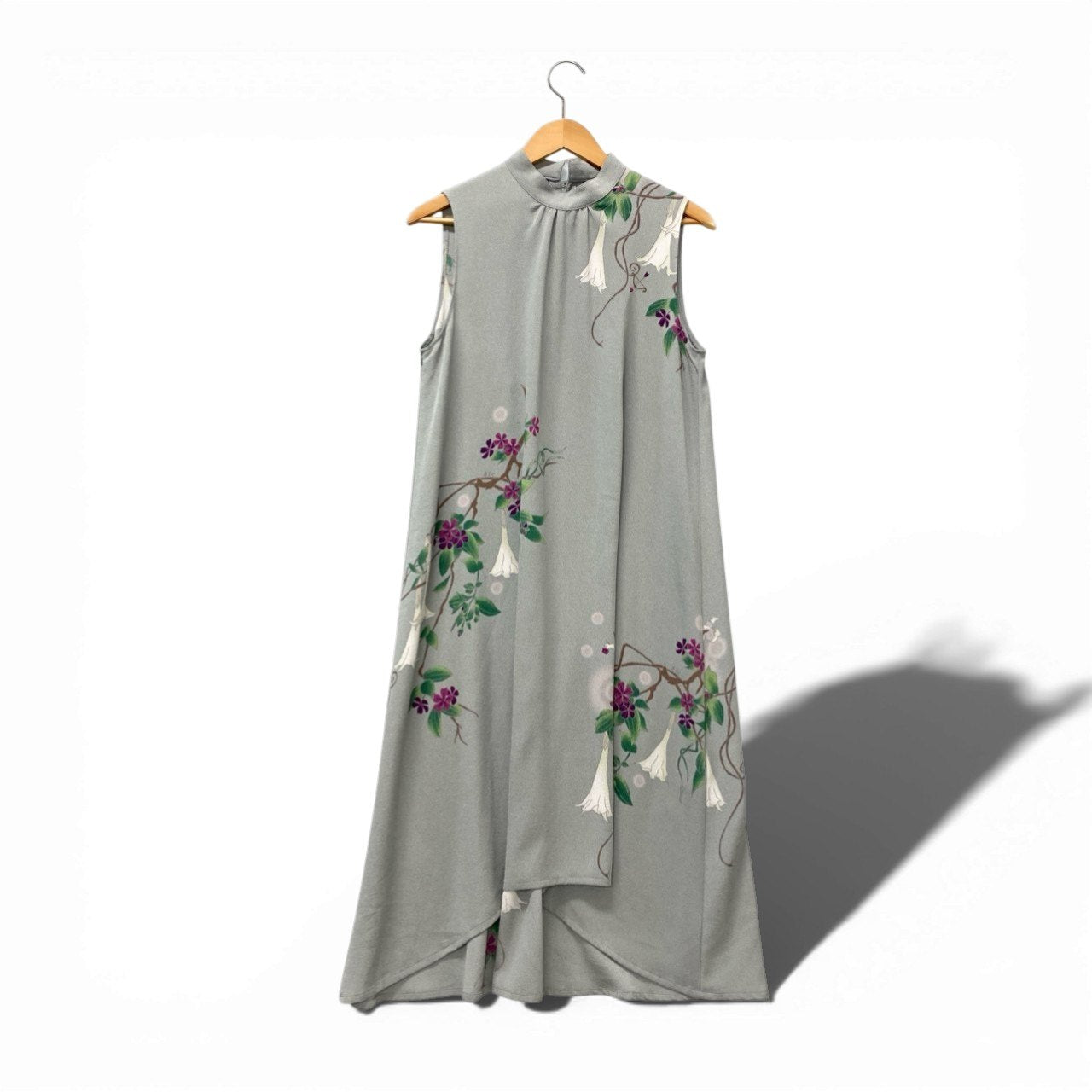 5c3 【美品】 SHISENDO TOMO COLLECTION 詩仙堂 ノースリーブワンピース 花柄プリント ハイネック ちりめん レディース 女性服 ライトグレー ポリエステル100％u02t