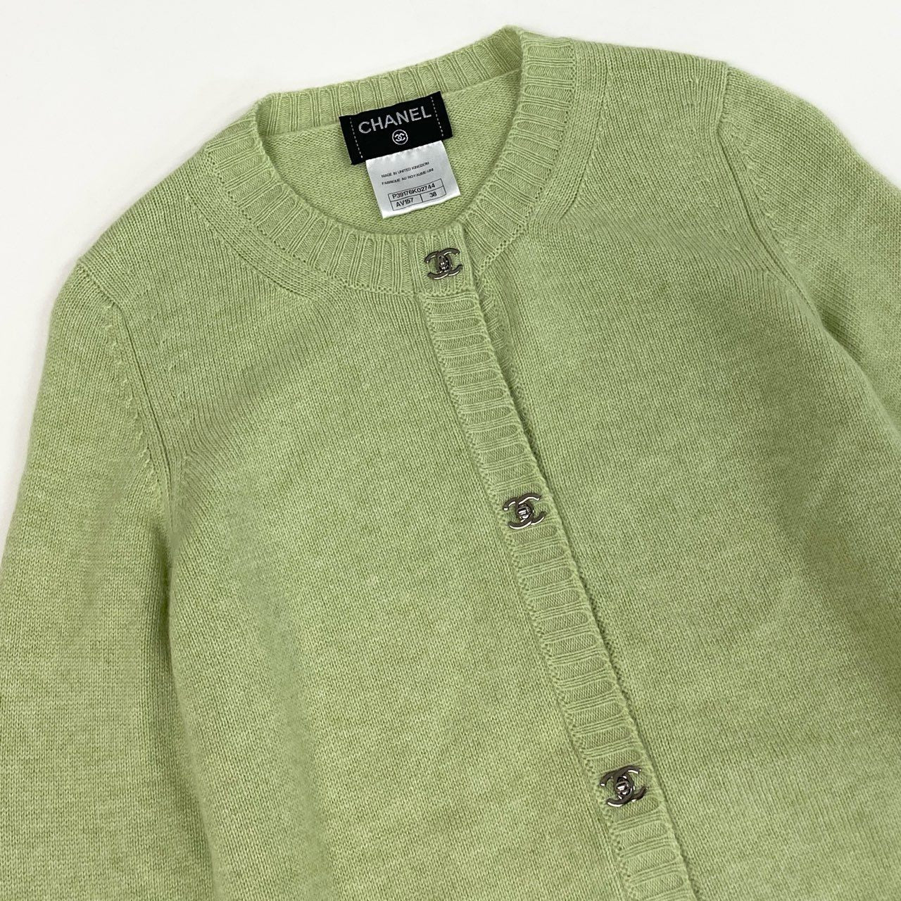 Cc2 CHANEL シャネル P39176 2010年 ココマーク ターンロック ニットカーディガン カシミヤニット サイズ38 グリーン系 レディース トップスk02i