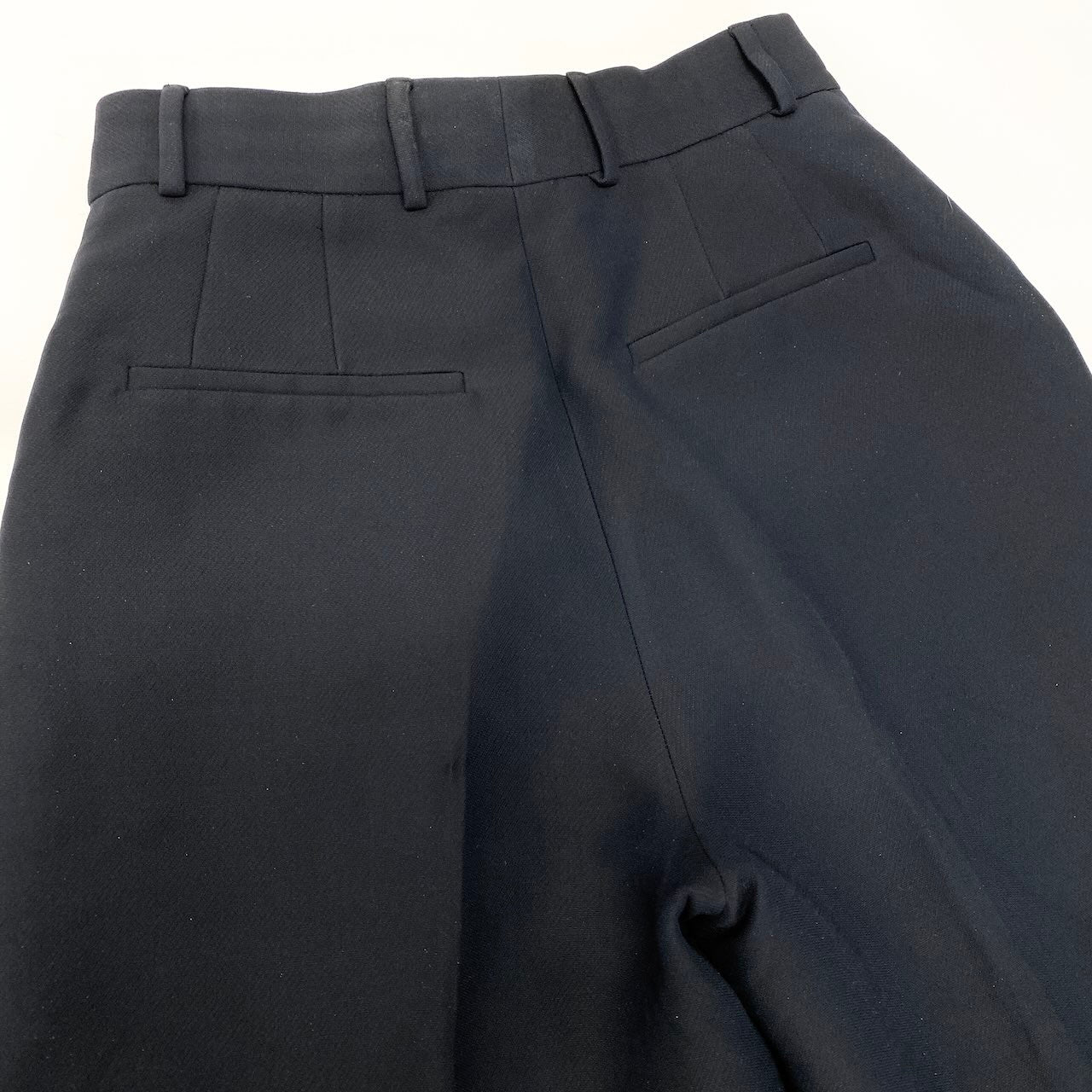 7d24 Christian Dior クリスチャンディオール ハーフパンツ ショート タックパンツ ウールシルク混 イタリア製  サイズ38 ネイビーu02t