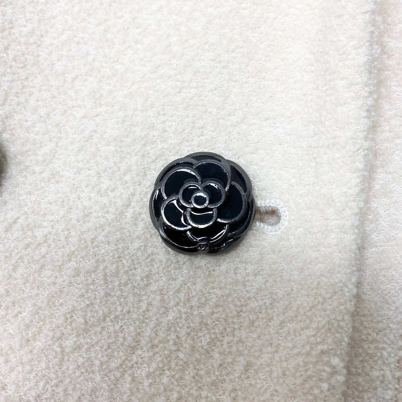 C CHANEL シャネル 16SS ツイードジャケト スプリングジャケット パテントレザー襟 カメリアボタン フランス製 38サイズ アイボリー ブラック レディース 女性用nu1