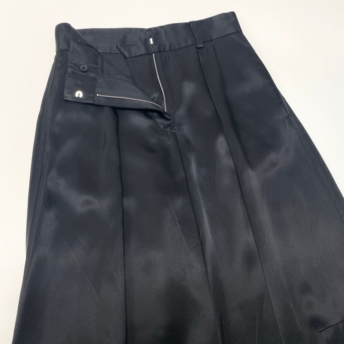 Eh1 JIL SANDER ジルサンダー トラウザーパンツ ワイドパンツ とろみ素材 スラックスパンツ ワイドシルエット JO3KA0264 J65246 34 ブラック レーヨン100％ レディース 女性用u02t