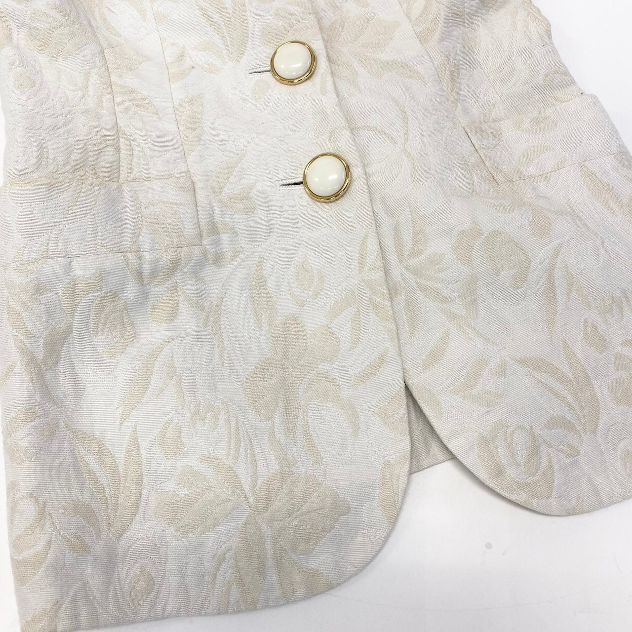 66d27 Christian Dior クリスチャンディオール ノーカラージャケット 花柄モチーフ サイズ9 ホワイト ライトベージュ レディース 女性用u02t