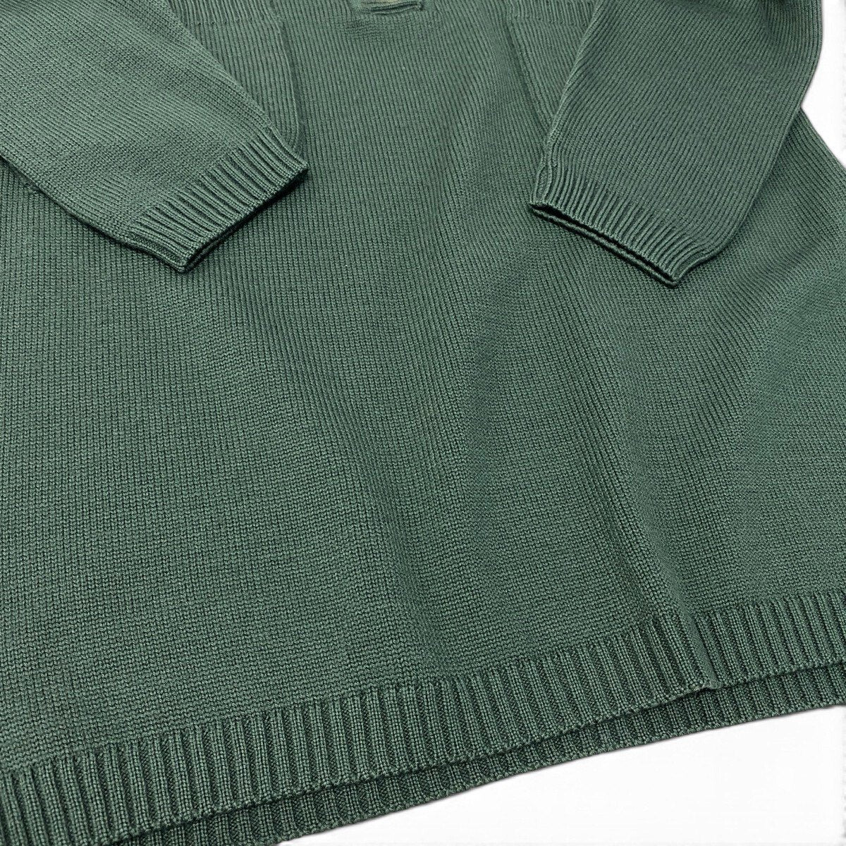 51i2 Salvatore Ferragamo サルヴァトーレフェラガモ ロングスリーブ ニットワンピース Vネック 金ボタン サイズS グリーン ウール100％ レディースo07t