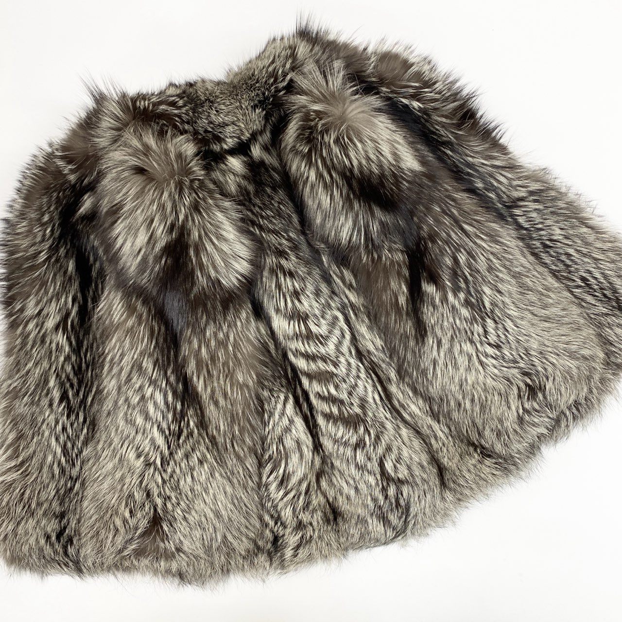 49k19 SAGA FOX サガフォックス 銀サガ シルバーフォックス ファーコート 11 ブラウン ホワイト 本毛皮 FOX FUR リアルファーt18r