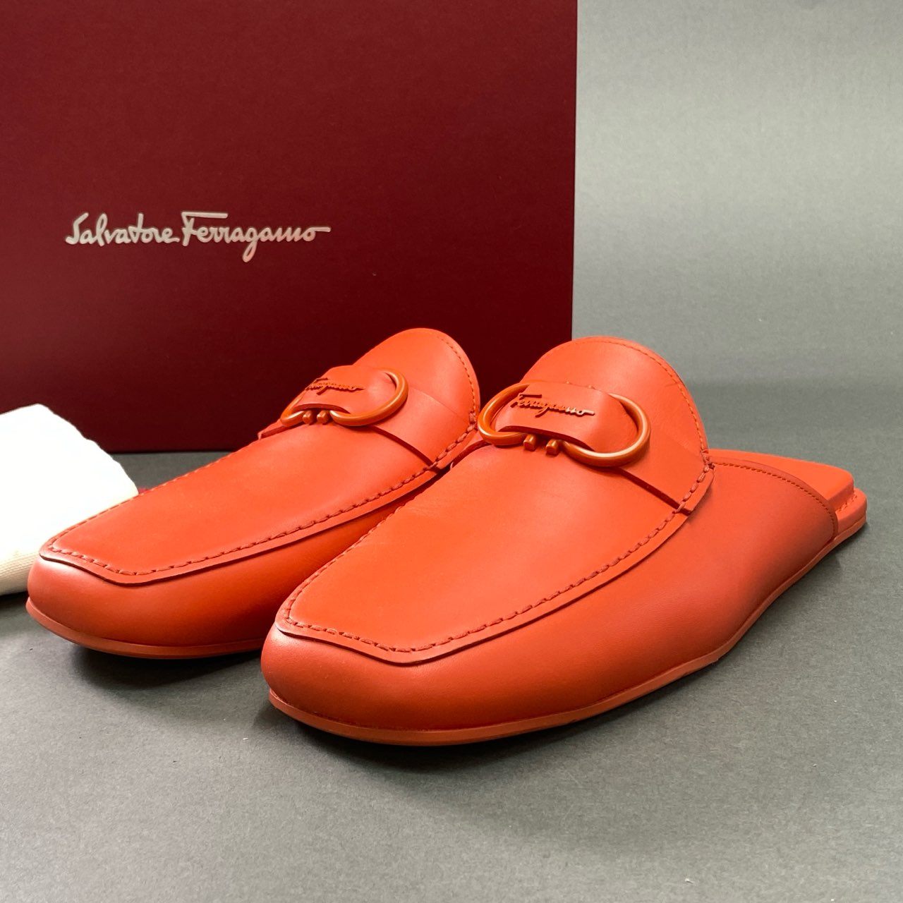 12k6 Salvatore Ferragamo サルヴァトーレ フェラガモ 2022SS ガンチーニ レザーサンダル スリッパシューズ サイズ10 M オレンジ レザー メンズ 男性用 レザーシューズ 靴