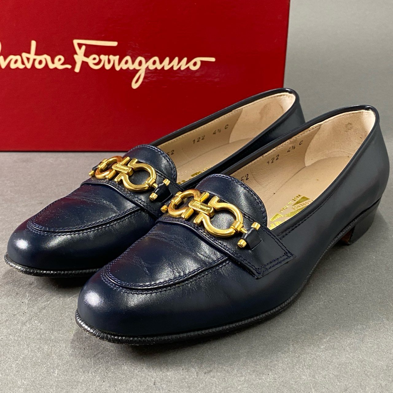 8f11 Salvatore Ferragamo サルヴァトーレフェラガモ ガンチーニ ゴールド金具 レザーローファー 革靴 サイズ4 1/2C ネイビー レディース 女性用 靴