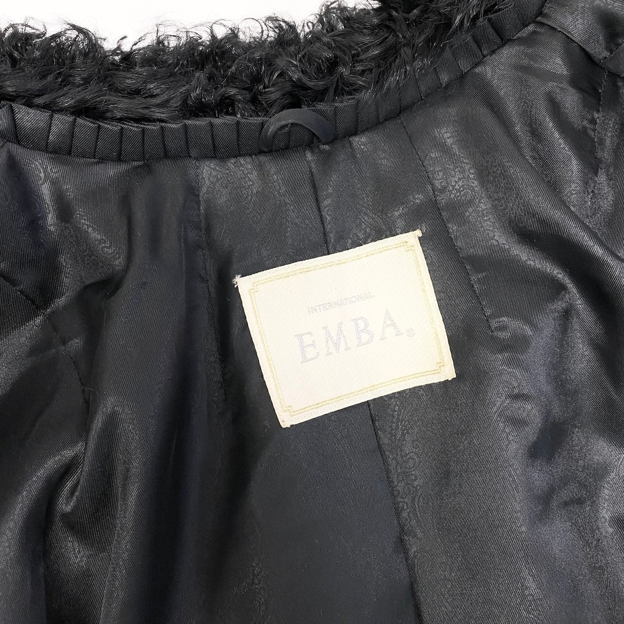 18c21 EMBA エンバ カルガンラム ロングファーコート サイズF ブラック 本毛皮 Real Fur Coat プードルファーt18r