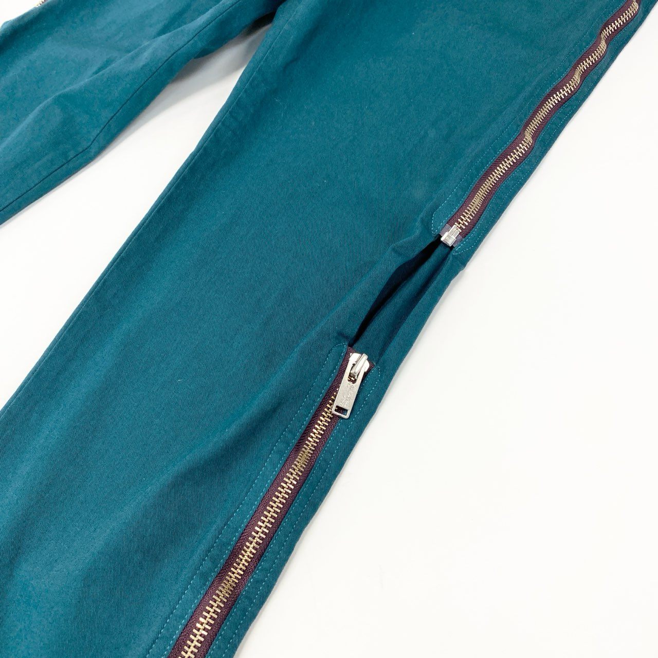 73j28 《新品保管品》 UNDERCOVERISM アンダーカバーイズム 23ss Dリング サイドジッパー コットンパンツ ボトムス ウエストゴム U11C4502－2 サイズ4 ダークグリーンo07t