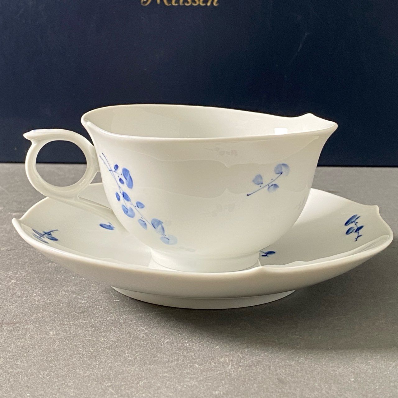 6e14 【5客セット】 Meissen マイセン 青い花 ティーカップ ソーサー 614701 / 28633 ブルー ホワイト 食器