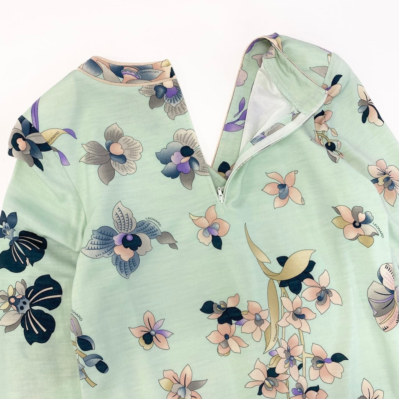 67e7 LEONARD FASHION レオナール Vネック ロングワンピース 美しい花柄プリント ロングスリーブ サイズ42 ミントグリーン レディース 女性服o07t