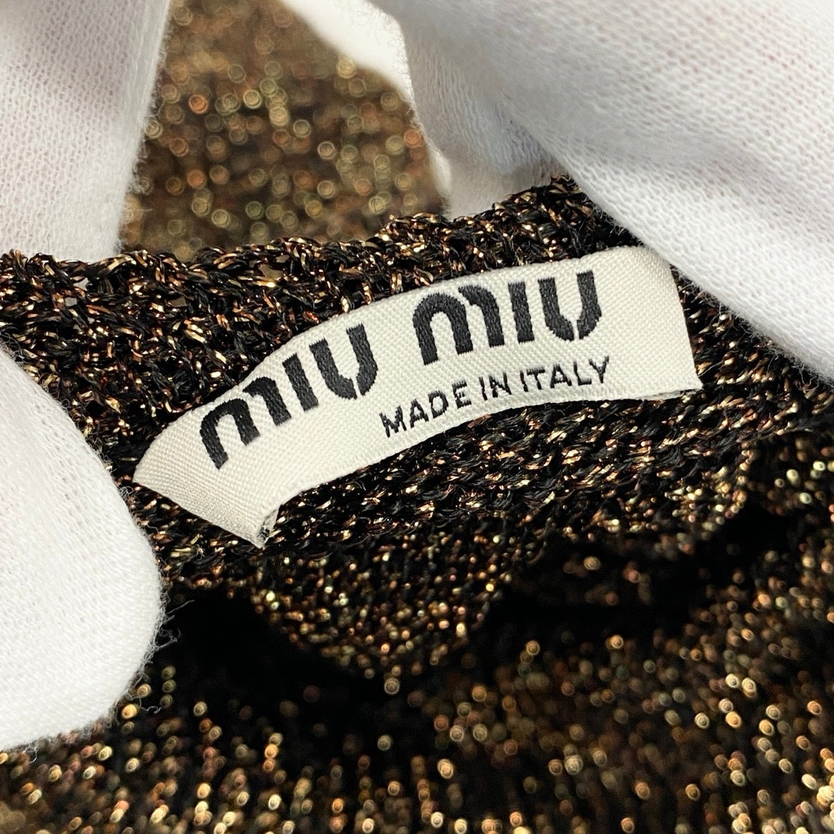 Ef5 【美品】 miu miu ミュウミュウ タートルネック ラメニット セーター サイズ38 ブラック ゴールド系 レディース 女性服u02tu02t