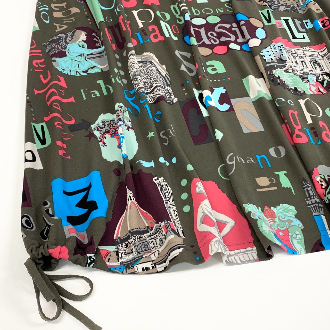 2k19 TOKUKO 1er VOL トクコプルミエヴォル 全面プリント ロングワンピース 半袖ワンピース 伸縮ストレッチ 9 カーキ系 レディースu02t