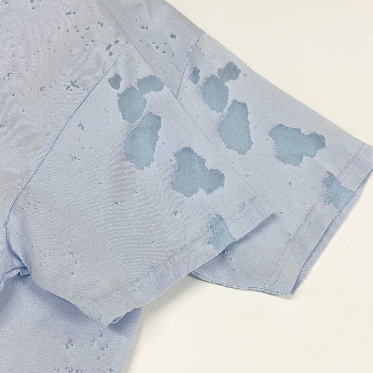 Ma23《美品》 GIVENCHY ジバンシー デストロイ クラッシュ加工 半袖Tシャツ カットソー トップス M ライトブルー コットン メンズu02t