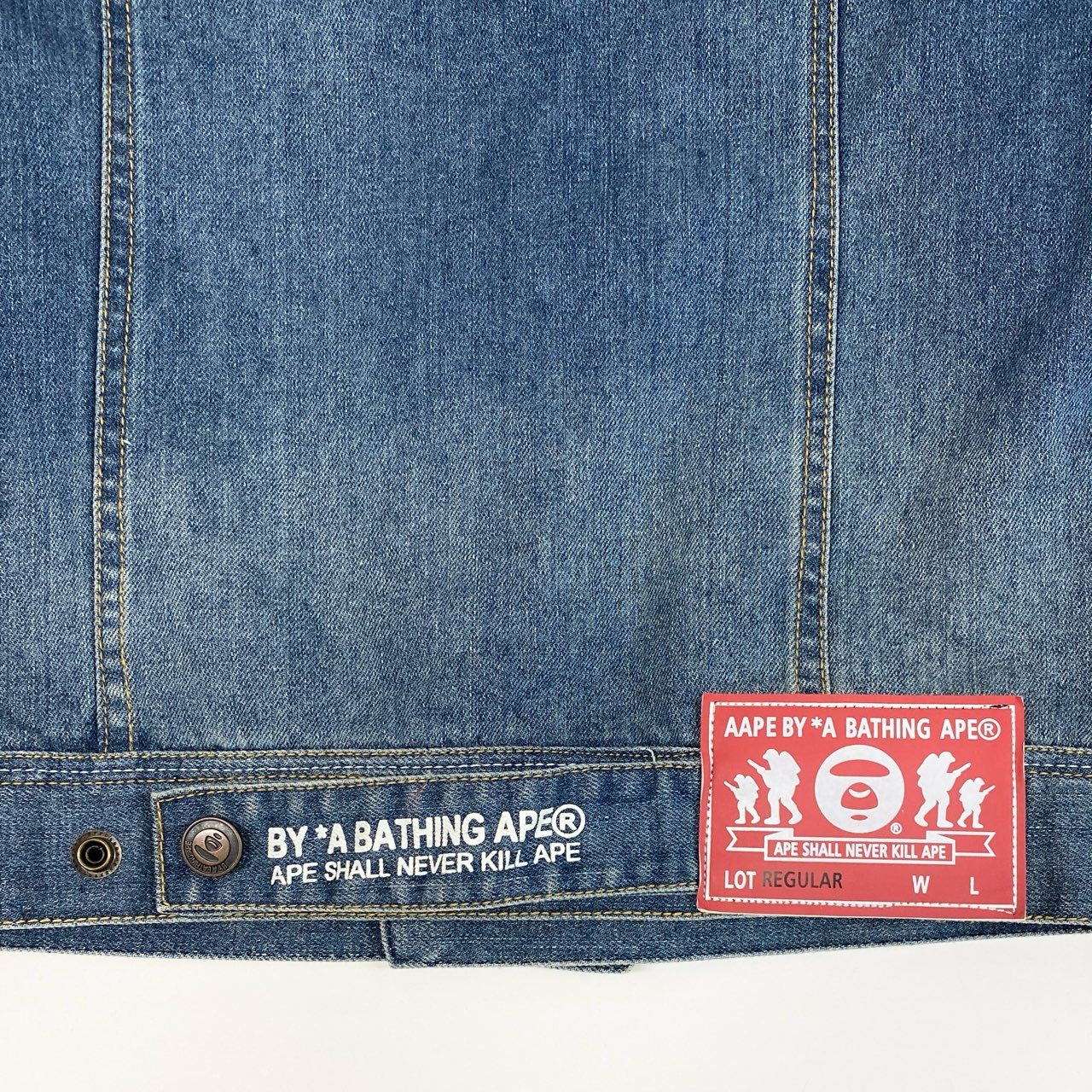 9j6 AAPE BY A BATHING APE エーエイプ バイ アベイシングエイプ ロゴプリント デニムジャケット  ATE2214 Mサイズ インディゴ コットン メンズo07t