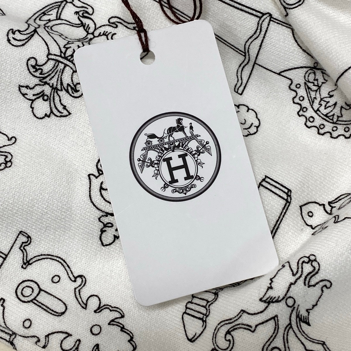 Ei13  【新品保管品】 HERMES エルメス 2026 フェロヌリー リミックス スウェットシャツ トップス タグ付き 42 アイボリー レディース 女性用k02i