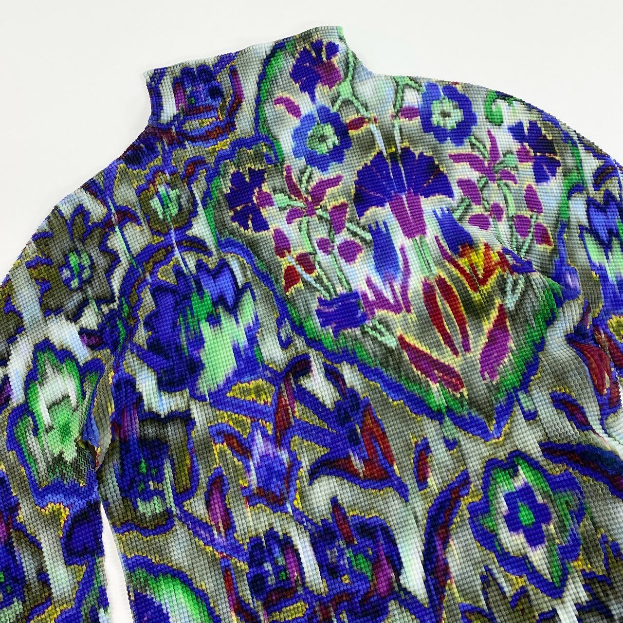 Id6 ISSEY MIYAKE me ミー イッセイミヤケ マルチカラー プリーツ カットソー トップス  プリーツプリーズta1
