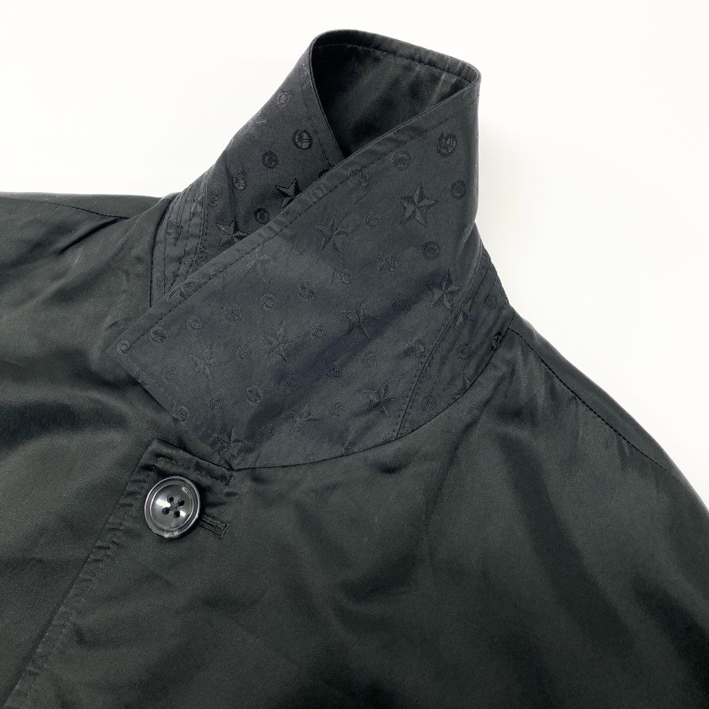 22l28 【美品】ONE GRAVITY ワングラビティ サテンオーバーコート ロングコート リバーシブル 21-234-01-010113 Mサイズ ブラック メンズo07t