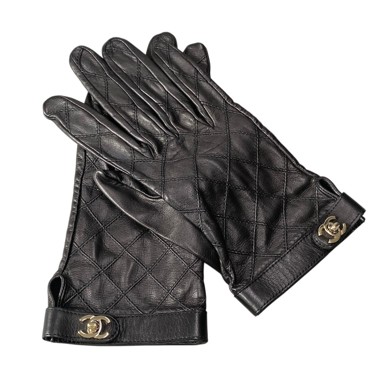 g1 CHANEL シャネル キルティングレザーグローブ 手袋 ターンロック式ココマーク レディース 女性用 8 ブラック ラムスキン100％u02t