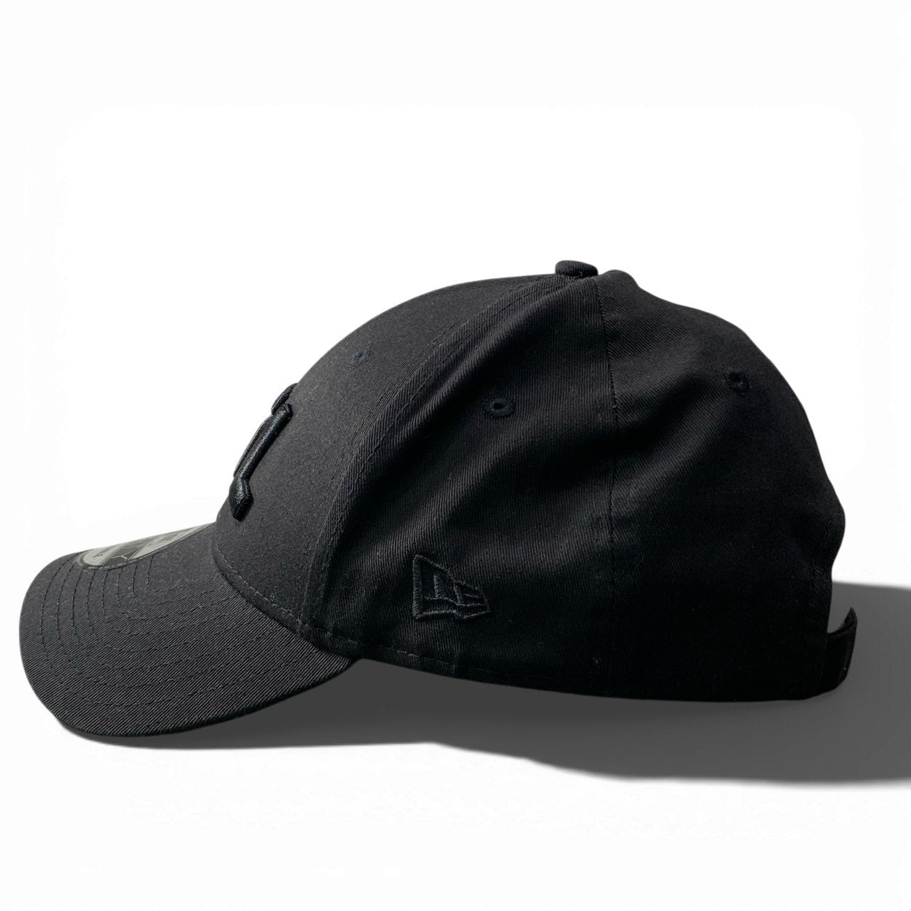 a23 《美品》 SAINT LAURENT サンローラン × NEW ERA ニューエラ YSL ロゴキャップ 677333 ONE SIZE ブラック LOGO CAPt18r