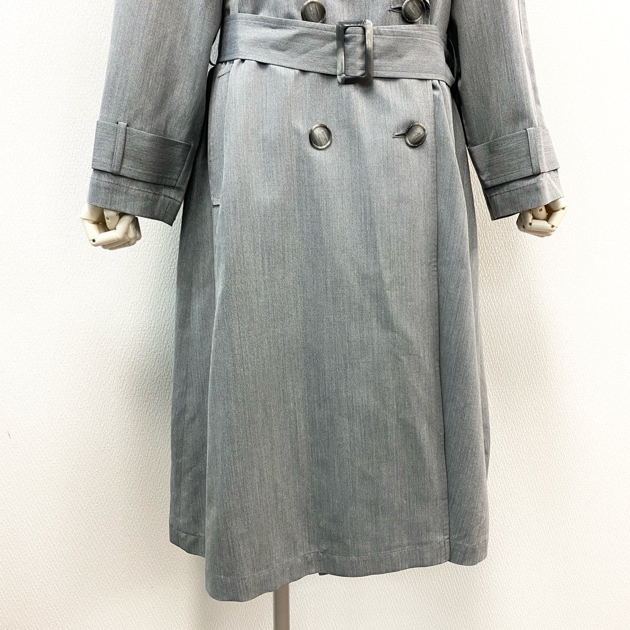 35j22 《美品》 Leilian レリアン ベルテッドコート 薄手スプリングコート 羽織り アウター サイズ9 グレー シルク レディースu02t