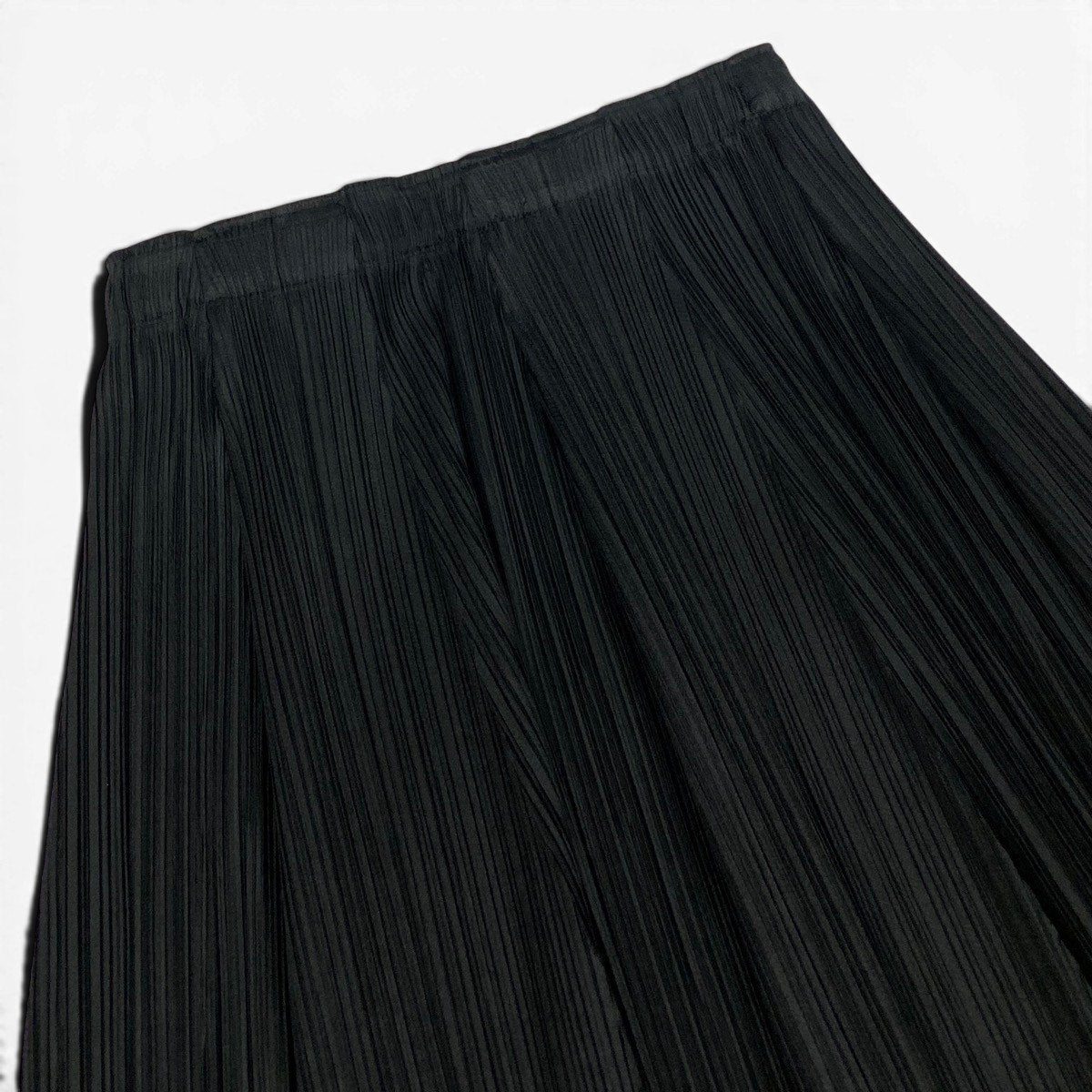 Ag10 【美品】 PLEATS PLEASE プリーツプリーズ ロングスカート プリーツ加工 PP01-JG103 サイズ3 ブラック ポリエステル100％ レディースta1