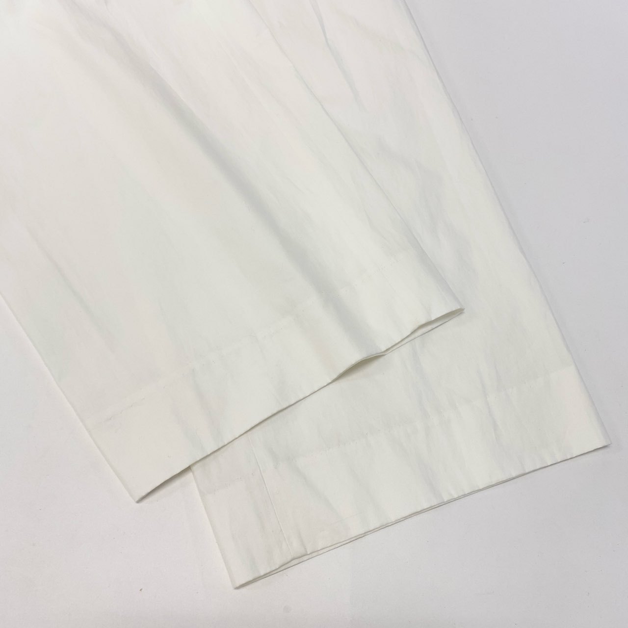 58c5 THE ROW ザロウ ワイドスラックスパンツ コットンパンツ ボトム 2サイズ ホワイト コットン100％ レディース 女性用u02t