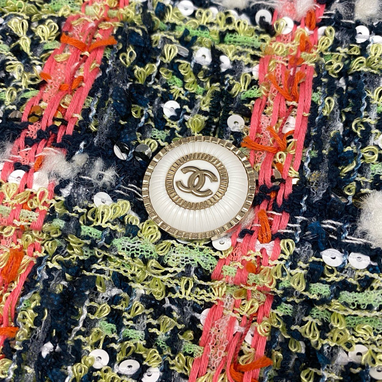 Cd7 CHANEL シャネル 2020クルーズライン P62793 スパンコール混 ツイードジャケット 4Pジャケット サイズ34 レディース ココマークボタンk02i