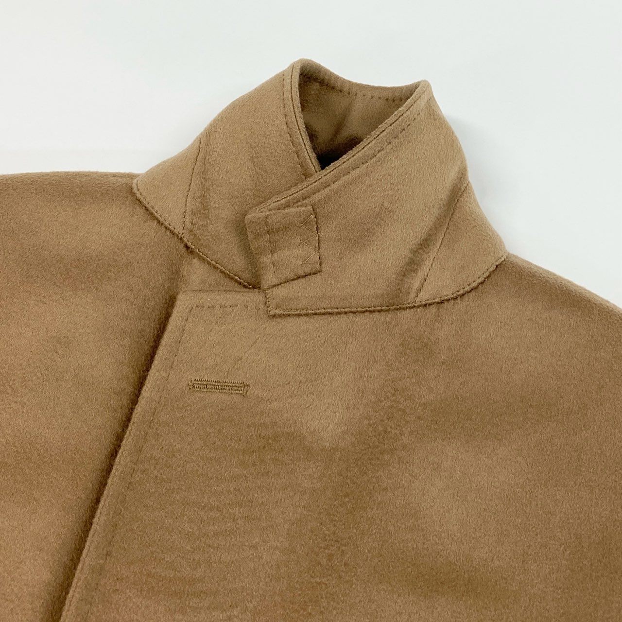 30a9 TOMORROWLAND トゥモローランド Loro Piana ロロピアーナ生地 カシミヤブレンド チェスターコート サイズ46 ベージュ CASHMERE ビジネスt18r