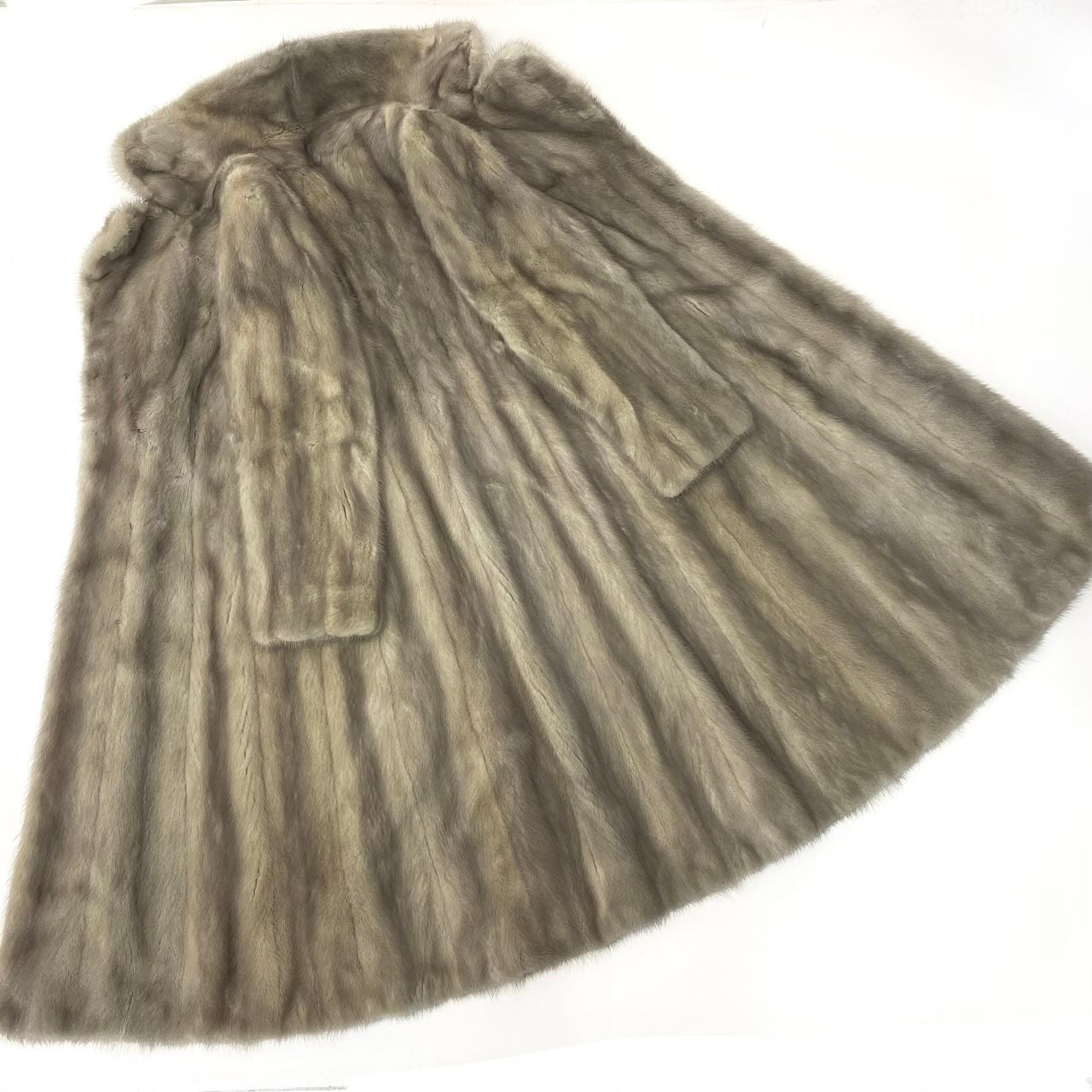 25c14 EMBA エンバ サファイアミンク 超ロングコート 丈107cm サイズF シルバーグレー 最高級本毛皮 Sapphire Mink Fur Super Long Coatt18r