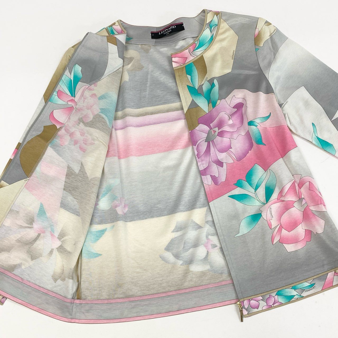 76a24 LEONARD FASHION レオナールファッション クルーネックカーディガン ジップ 花柄 薄手トップス L ベージュ レディース 女性用o07t