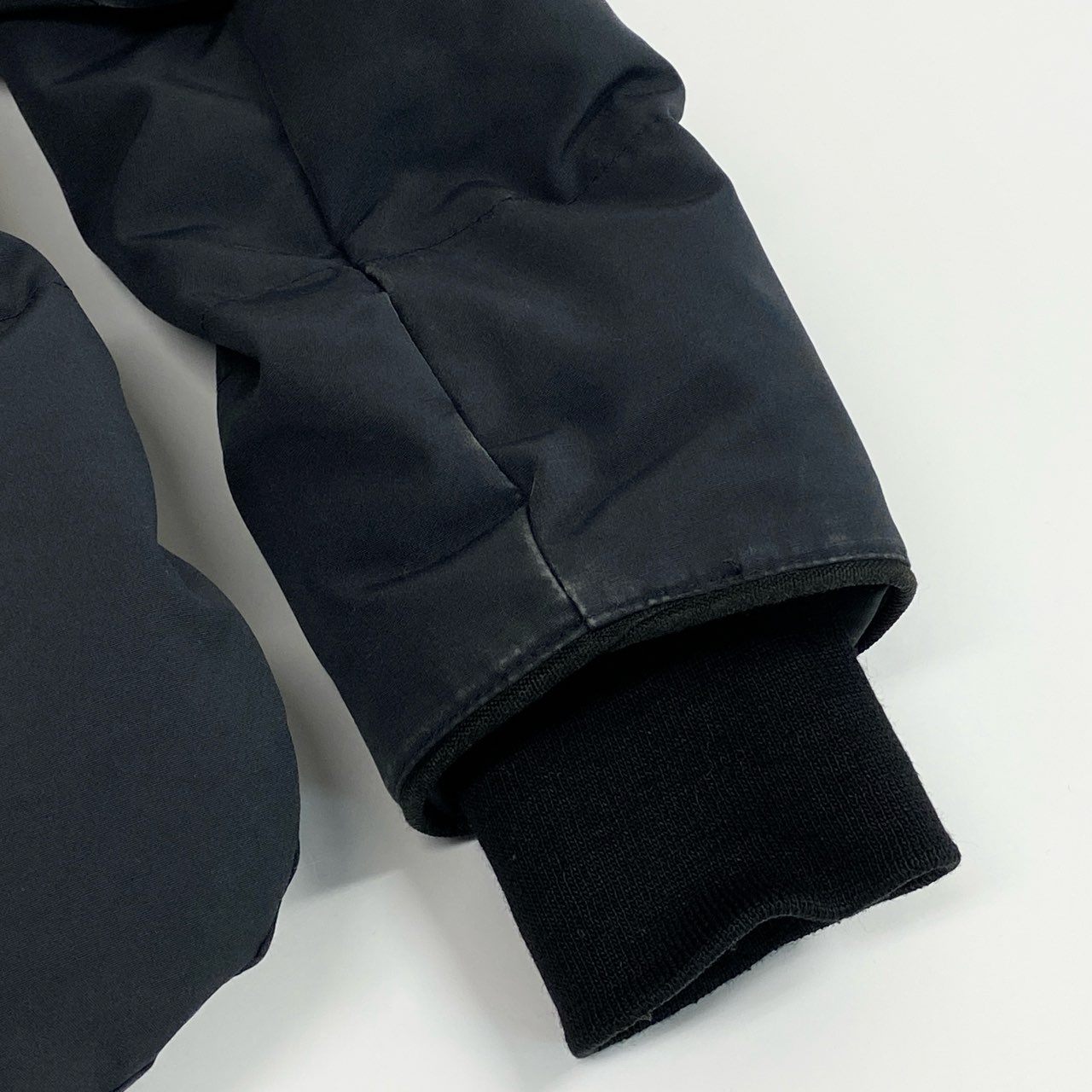 23L22 CANADA GOOSE カナダグース MacMillan Parka マクミランパーカー ダウンコート ダウンジャケット アウター 3804MA Sサイズ ブラック メンズ 男性用u02t