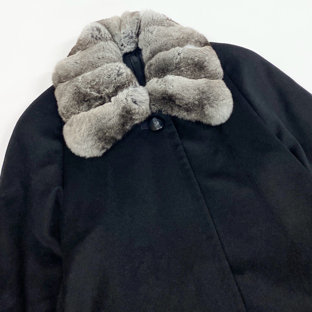 30a9 チンチラファー付き カシミヤロングコート サイズF ブラック 最高級毛皮 Chinchilla Fur Cashmere Coatt18r