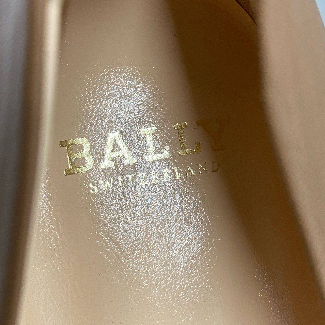 1h2 《美品》 BALLY バリー レザーパンプス プレーントゥ フォーマル ビジネス サイズ35 1/2 ベージュ レザー レディース 女性用 靴 シューズ