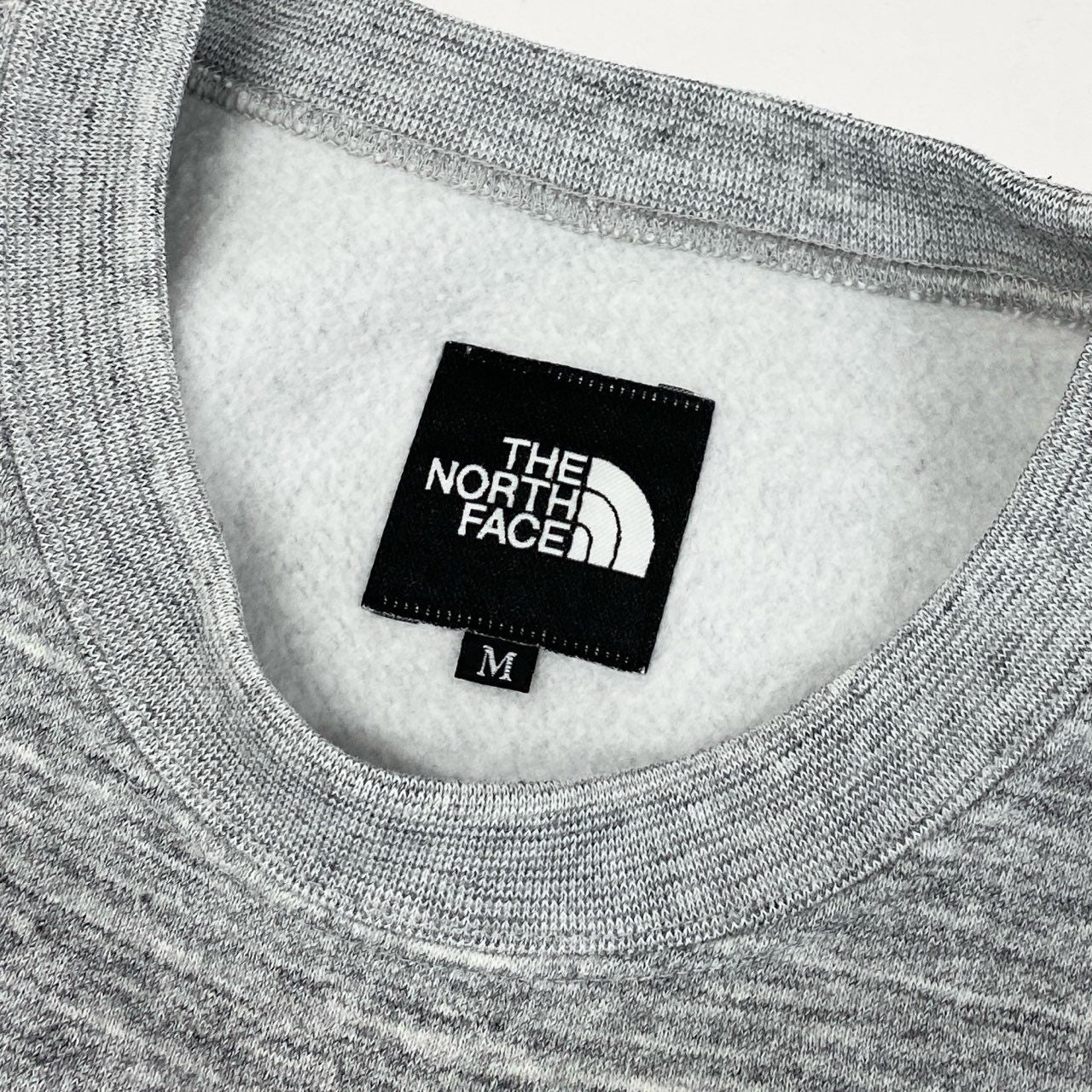 15h29 THE NORTH FACE ノースフェイス WR SWEAT CREW スウェットクルー ロゴ トレーナー 撥水加工 NT61508 Mサイズ グレー メンズ 男性用u02t