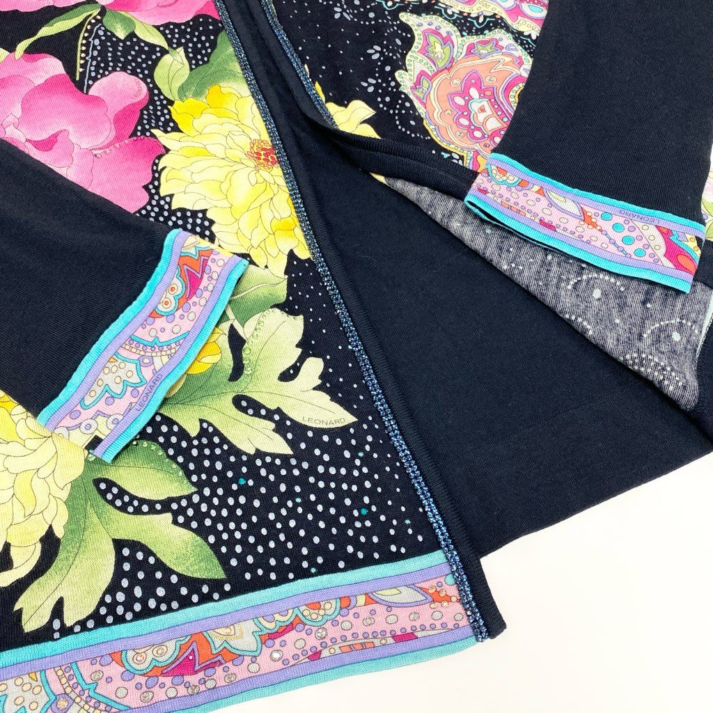 79L15 LEONARD FASHION レオナールファッション クルーネックカーディガン 花柄プリント ビジュー LL ネイビー レディース 女性用u02t