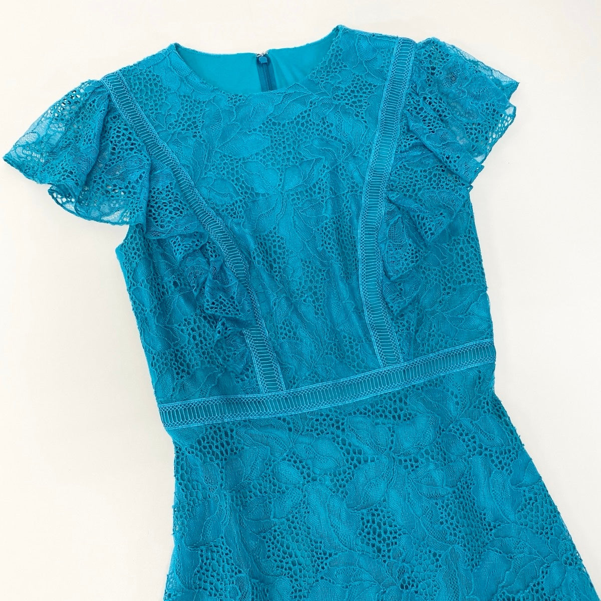 49g18 【美品】TADASHI SHOJI タダシショージ 総レースワンピース ドレス フリル 膝丈 0サイズ エメラルドグリーン レディース 女性用u02t
