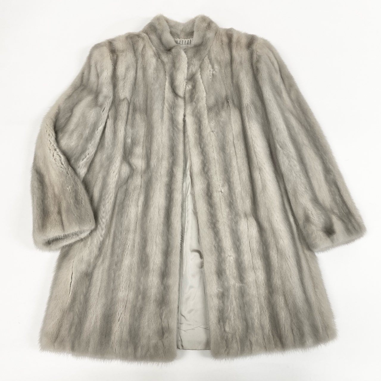 53k10 サファイアミンク セミロングコート ホワイトグレー 本毛皮 MINK FUR COAT リアルファーt18r