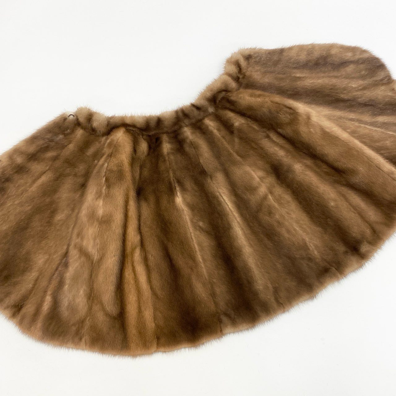 70l1《本毛皮》 パステルミンク ポンチョ ケープ ミンクファー リアルファー 裏地花柄 MINK FUR レディース free ライトブラウン系u02t