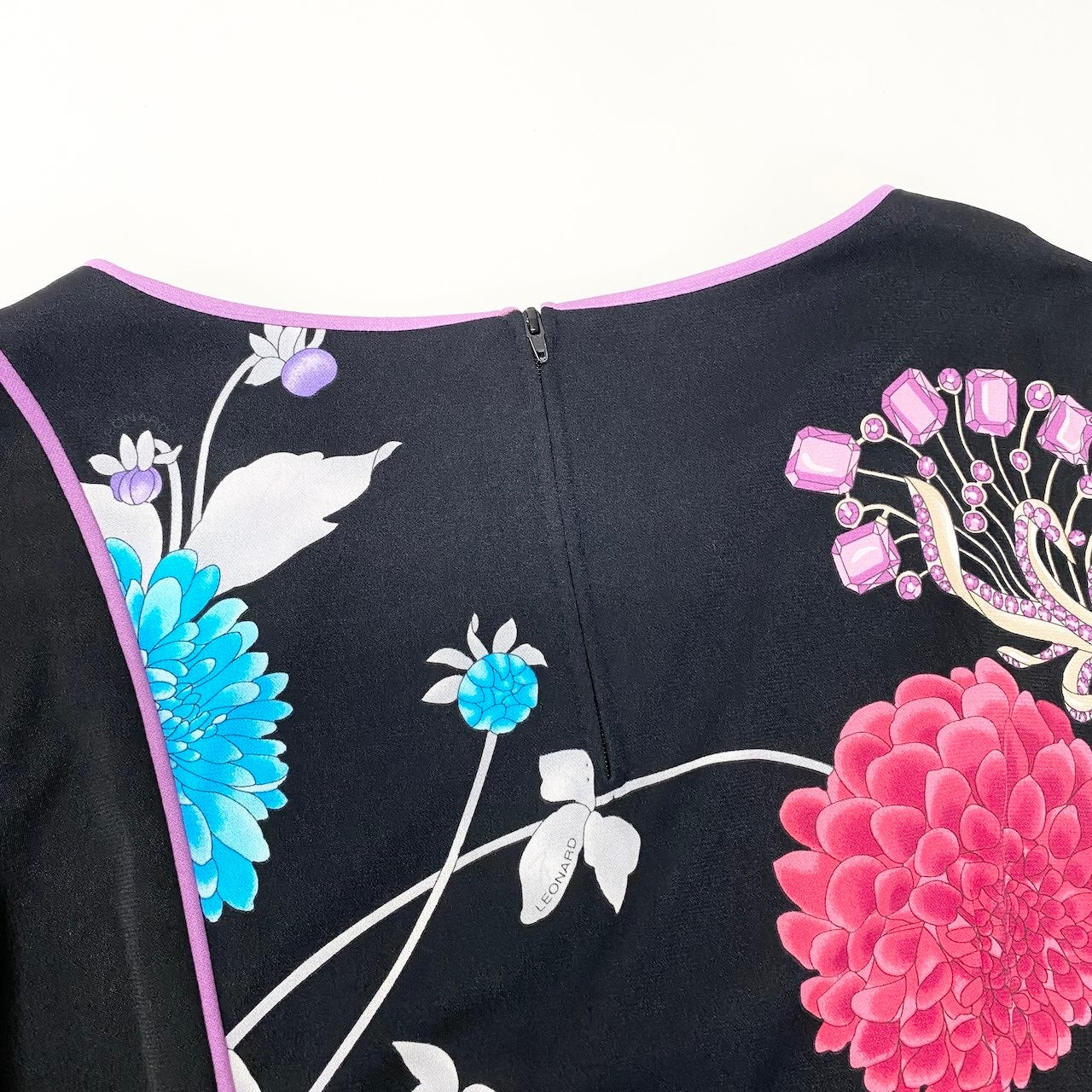 14f15 LEONARD FASHION レオナール ロングスリーブ チュニックワンピース カンカン素材 美しい花柄プリント サイズ40 ブラック 画像参照 レディース 女性服u02t