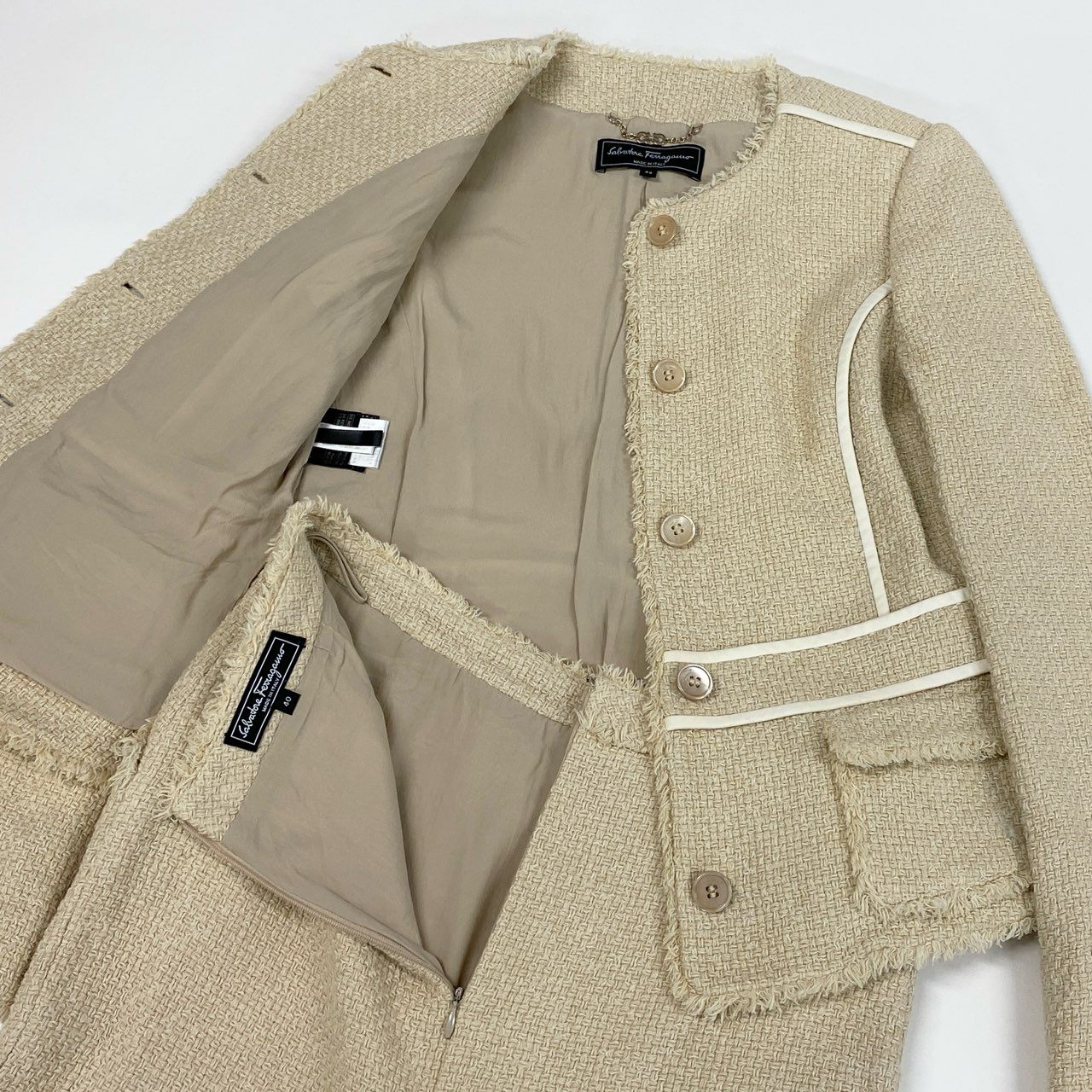 Ec10 Salvatore Ferragamo サルヴァトーレフェラガモ スカートセットアップ ツイードジャケット セレモニースーツ フォーマル レディース イタリア製 42 ライトベージュk02i