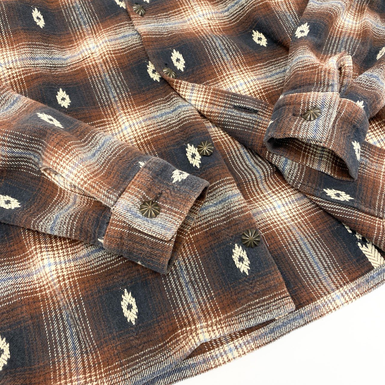 27L1 STIFF スティッフ 長袖 チェックシャツ ネルシャツ コンチョ ネイティブ柄 刺繍  S ブラウン ネイビー オフホワイト コットン100％u02t