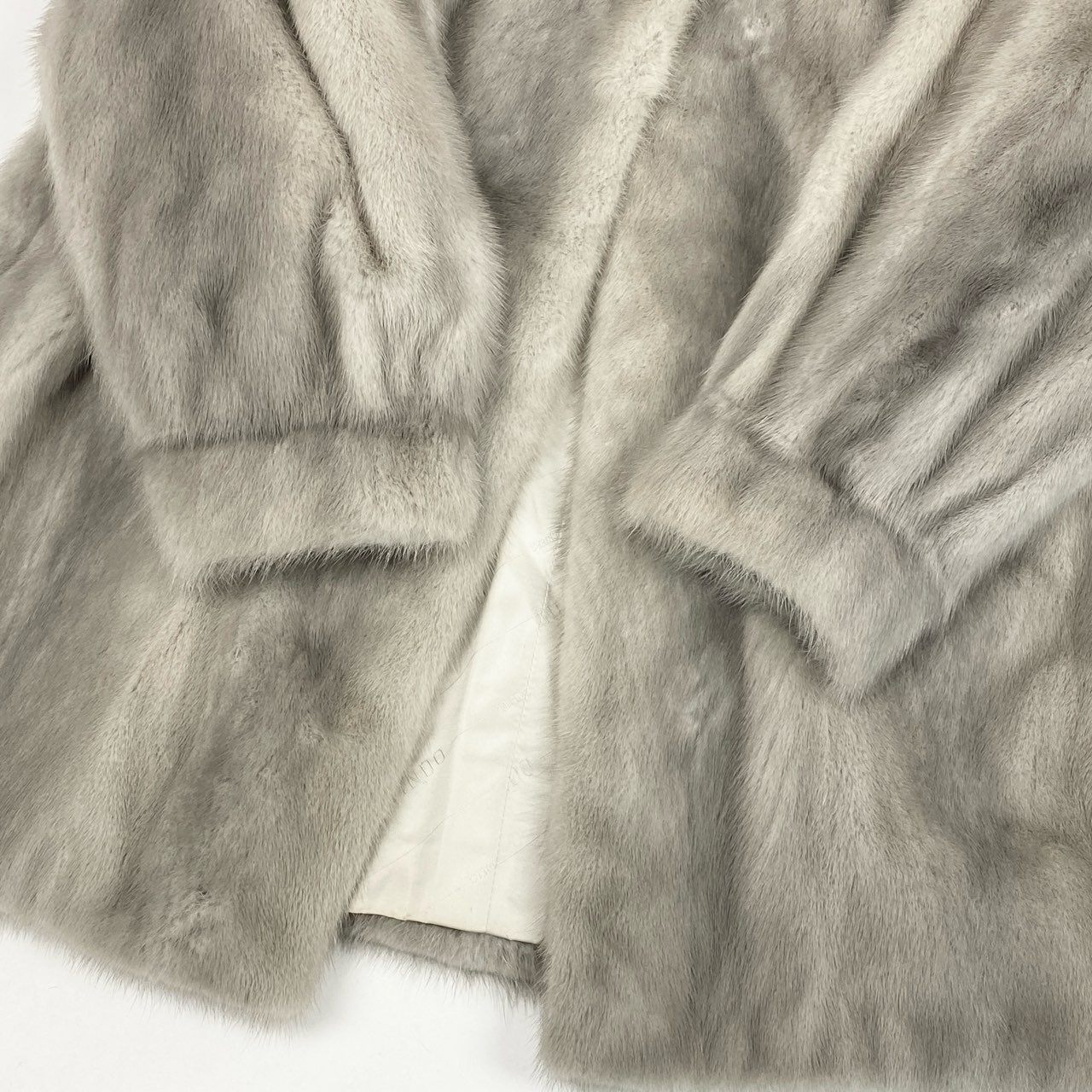32L10 JINDO SAGA MINK サガミンク 銀サガ サファイアミンク ロングコート サイズ11号 シルバーグレー 最高級本毛皮 MINK FUR ポケット有t18r