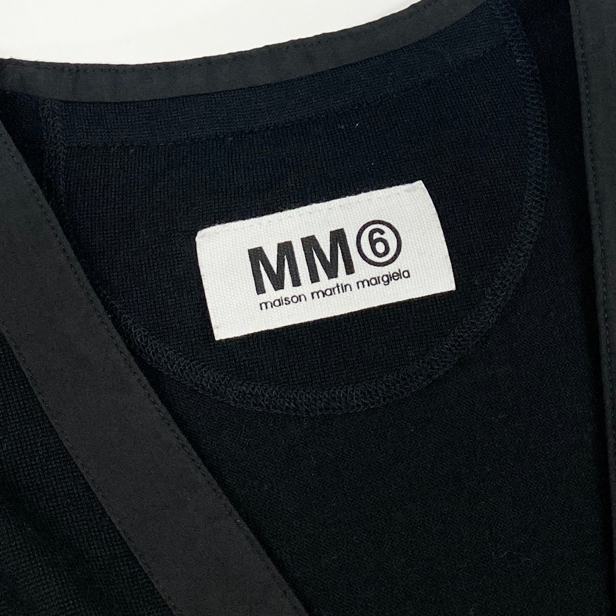 26a26 MM6 Maison Margiela エムエムシックス 長袖ニット ロングカーディガン 羽織  S32HA0245 XSサイズ ブラック ウール シルク カシミヤ レディースo07t