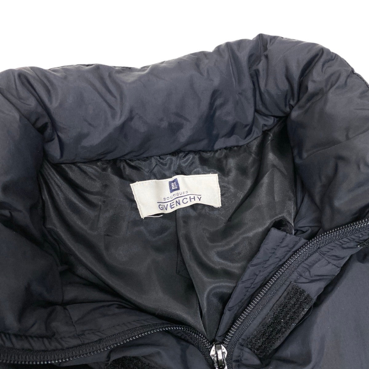 30h22 GIVENCHY ジバンシー ダウンジャケット ナイロン スタンドカラー ブランドロゴプレート 裏地総柄 596-57124 38 ブラック レディース 女性用u02t