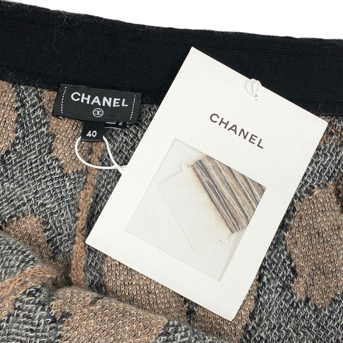 h31 【新品保管品】CHANEL 23A フレアニットパンツ カシミヤ混 P75365 40サイズ ブラウン ブラック ホワイト レディース 女性用k02i